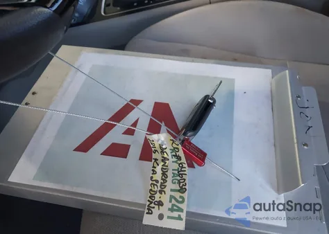 2015 Kia Sedona Lx from USA, damaged, VIN KNDMB5C12F6017756